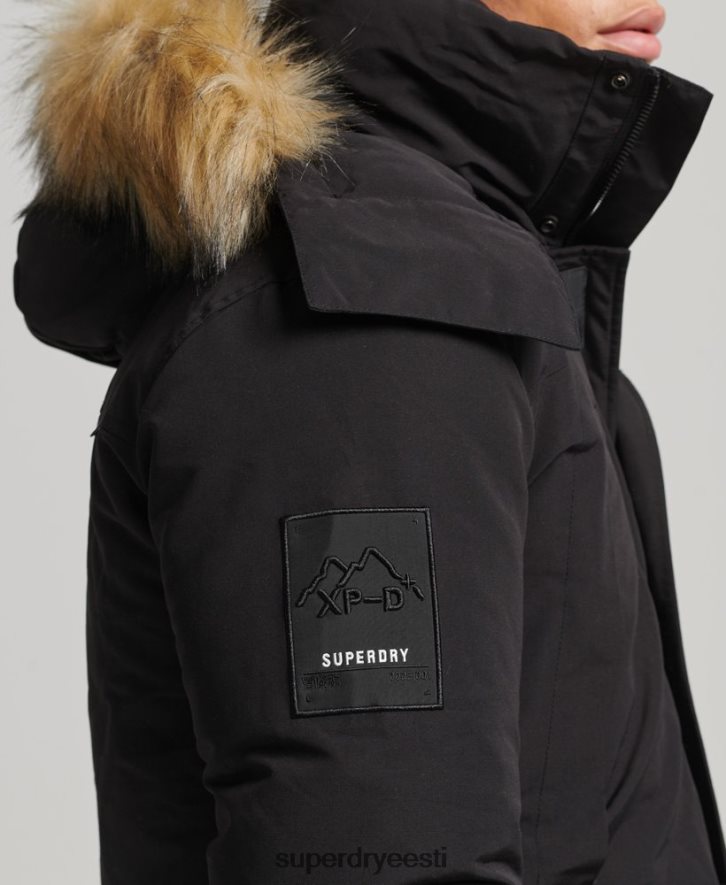 Superdry mehed kunstkarusnahast kapuutsiga everest parkjakk B2LT44613 Riietus must