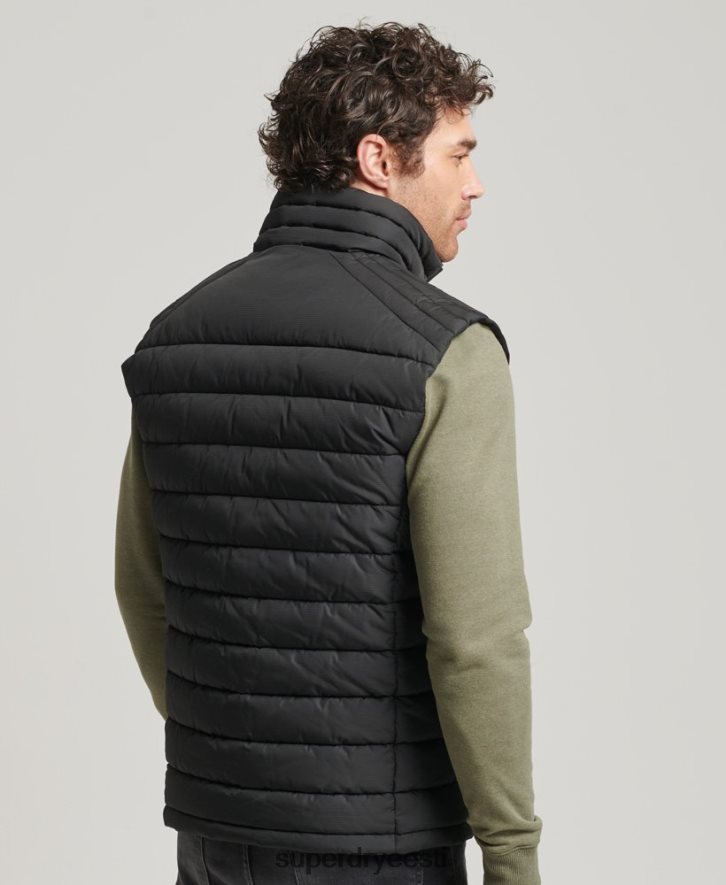 Superdry mehed stuudiod fuji gilet B2LT44651 Riietus must