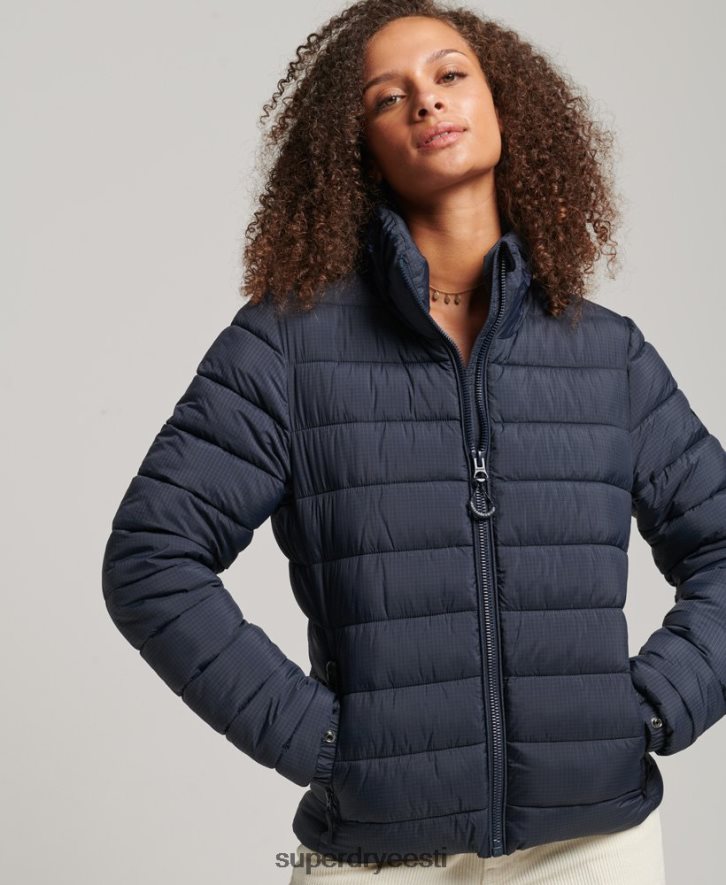 Superdry naised klassikaline logoga puffjakk B2LT45486 Riietus merevägi