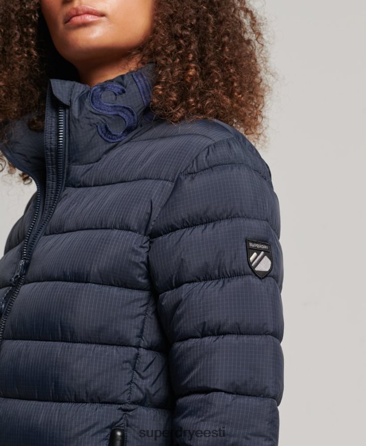 Superdry naised klassikaline logoga puffjakk B2LT45486 Riietus merevägi