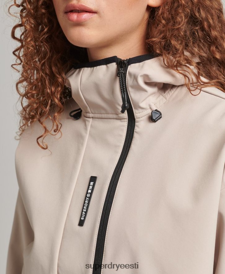 Superdry naised tech crop softshell jope B2LT45521 Riietus beež